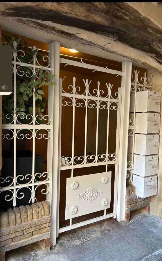 Zen A L Isle LʼIsle-sur-la-Sorgue Exterior foto
